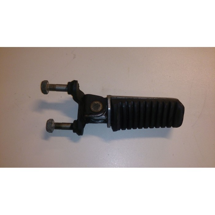 Kawasaki GPz750 (ZX750A) voetsteun rechtsvoor / rechter voetstep Kawasaki GPz750 (ZX750A) voetsteun rechtsvoor / rechter voetstep